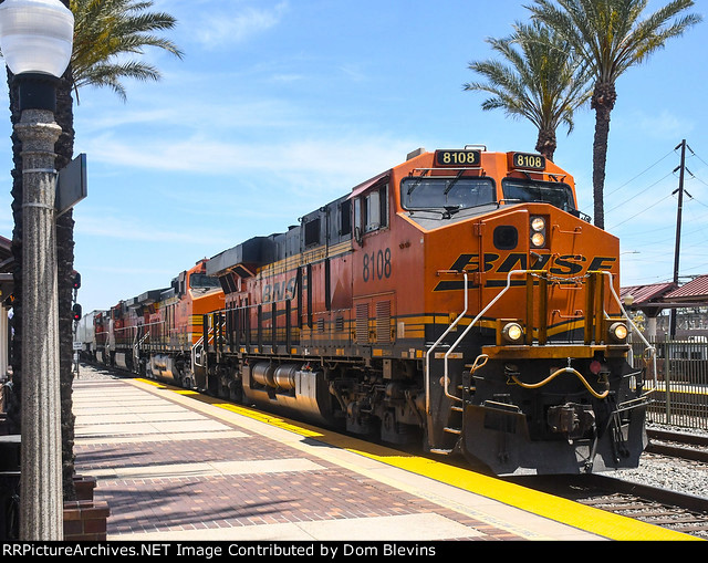 BNSF 8108